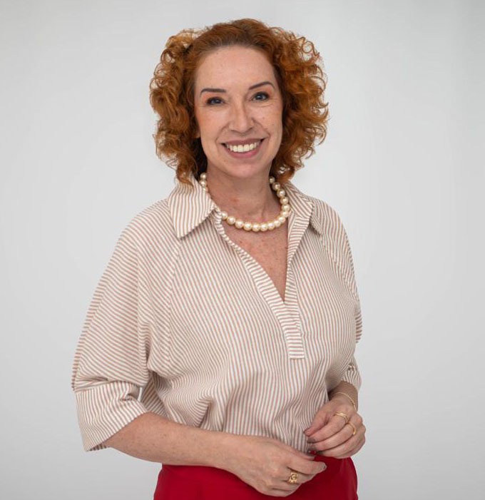 Dra. Fabiana Lopes - Biomédica Esteta